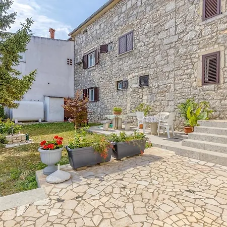 Apartment Gordana With Terrace